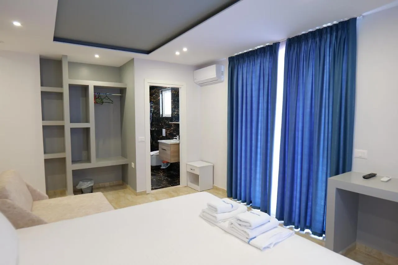 3 Islands 2 Hotel 사밀 0*,